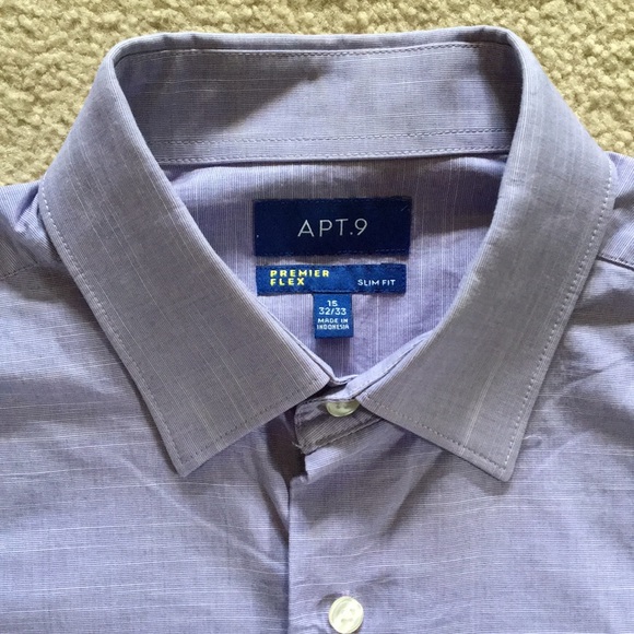Men's Lavender Button-down Dress Shirt - Picture 3 of 3